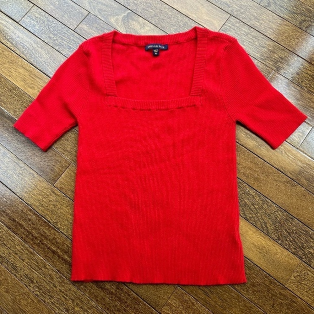 Skies are Blue Square Neck Top (sz XS)